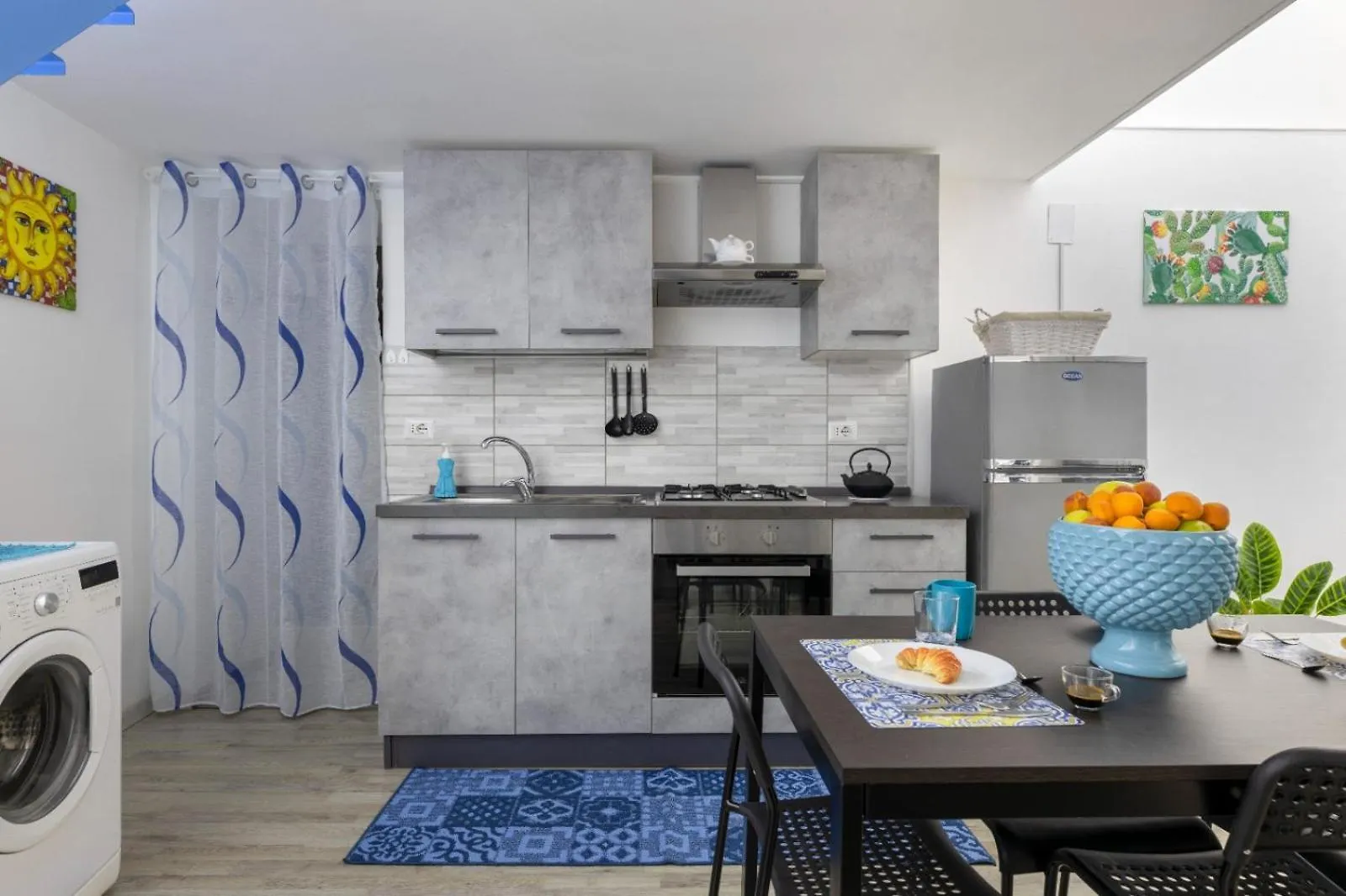 Blu Home Catania 0*,  Italy